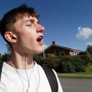 Meet your Posher, Russell